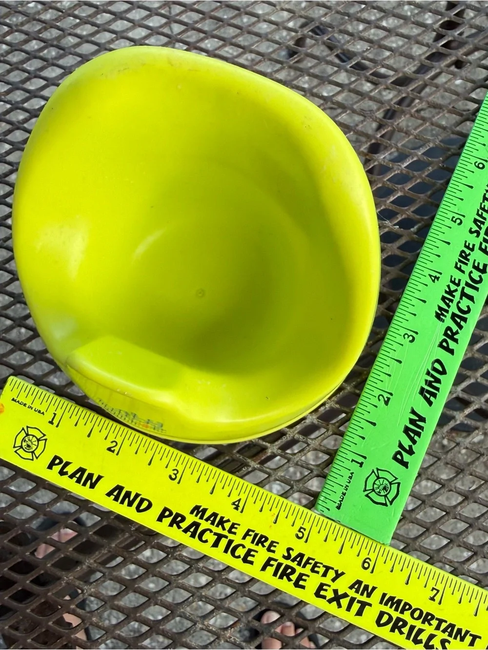 Hasbro Baby Alive Doll POTTY Dance Lime Green Seat Magnetic Interactive 2009